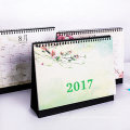 Impressão de Calendário de Mesa de Design de Moda Personalizada